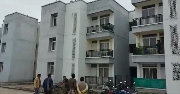 Theft At Police Officers : डीएसपी सहित 13 पुलिसकर्मियों के घर में चोरी, लाखों का सामान ले गए चोर