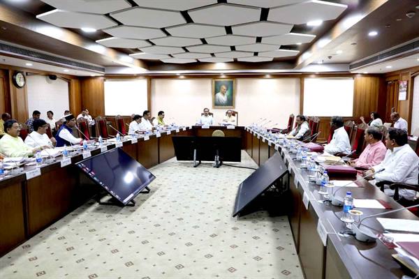 Cabinet Meeting : एक नवीन तहसील और 2 नये अनुविभाग बनेंगे”ई-नगर पालिका 2.0″ पोर्टल के विकास की स्वीकृति