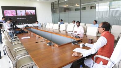 CM Shivraj : सीधी और खण्डवा जिले के सामूहिक विवाह समारोह से वर्चुअली जुड़े मुख्यमंत्री CM Shivraj : सीधी और खण्डवा जिले के सामूहिक विवाह समारोह से वर्चुअली जुड़े मुख्यमंत्री