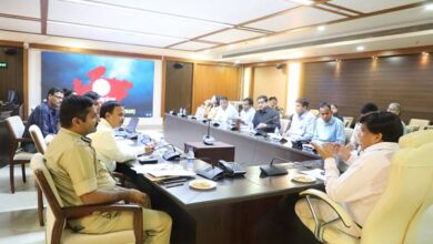 Prayagraj Darshan : मध्यप्रदेश तीर्थ-यात्रियों को हवाई यात्रा कराने वाला देश का पहला राज्य…24 पुरूष और 8 महिलाएँ प्रयागराज दर्शन के लिये होंगी रवाना