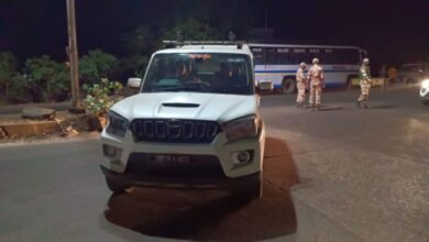 Cash Recovered : पूर्व बीजेपी MLA के बेटे की कार से लाखों रुपये बरामद…VIDEO Cash Recovered : पूर्व बीजेपी MLA के बेटे की कार से लाखों रुपये बरामद…VIDEO