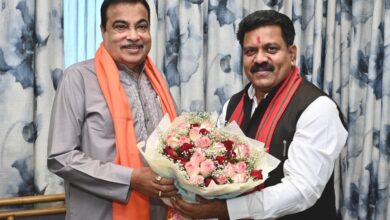 केंद्रीय परिवहन मंत्री नितिन गडकरी से मिले उपमुख्यमंत्री विजय शर्मा, कवर्धा बायपास और NH-30 के धवईपानी से सिमगा सेक्शन को 4-लेन करने का किया आग्रह, मंत्री ने दिया शीघ्र स्वीकृति का आश्वासन…. केंद्रीय परिवहन मंत्री नितिन गडकरी से मिले उपमुख्यमंत्री विजय शर्मा, कवर्धा बायपास और NH-30 के धवईपानी से सिमगा सेक्शन को 4-लेन करने का किया आग्रह, मंत्री ने दिया शीघ्र स्वीकृति का आश्वासन….